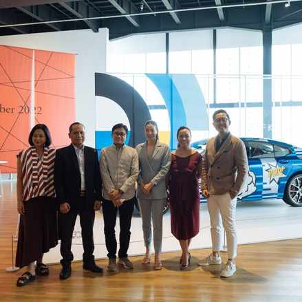 IBID Conducts Exclusive Auction for BMW Indonesia “THE 8 x JEFF KOONS”