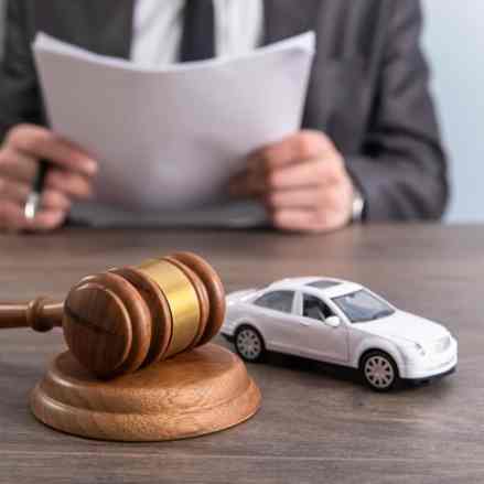 Weighing the Pros and Cons of Buying a Used Car at an Auction
