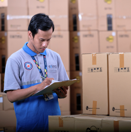 Understanding Warehouse Officers in the Logistics and Shipping Industry
