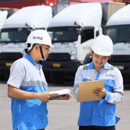 Trucking: Mengenal Jenis dan Perannya dalam Sektor Logistik