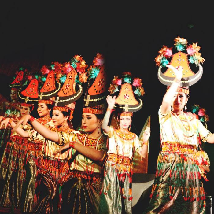  Dance Studio Under TRAC Wins South Sulawesi Art Festival II